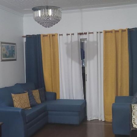 The Braemar Suite III New Кингстън Екстериор снимка